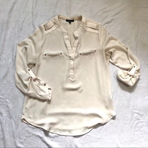2/15 Dynamite cream 3/4 sleeve blouse with golden accents